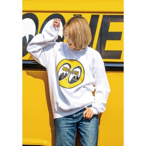 Photo: MOON Eyeball Sweatshirt